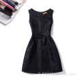 Robe vintage sans manches petite robe noire pour la dame